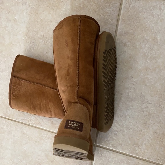 Classic tall Ugg boots - Picture 2 of 4